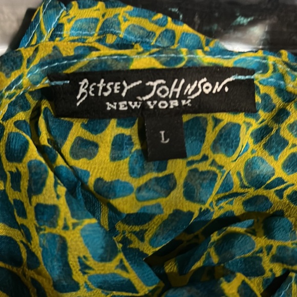 90’s Betsey Johnson Skirt and Top 2 PC set - Picture 8 of 8